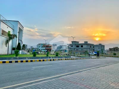 ڈی ایچ اے فیز 1 - سیکٹر ایچ ڈی ایچ اے فیز 1,ڈی ایچ اے ڈیفینس,پشاور میں 1 کنال رہائشی پلاٹ 1.4 کروڑ میں برائے فروخت۔ ڈی ایچ اے فیز 1 - سیکٹر ایچ ڈی ایچ اے فیز 1,ڈی ایچ اے ڈیفینس,پشاور میں 1 کنال رہائشی پلاٹ 1.4 کروڑ میں برائے فروخت۔