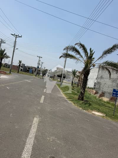 الحفیظ گارڈن - فیز 2 مین کینال بینک روڈ,لاہور میں 3 مرلہ رہائشی پلاٹ 66.0 لاکھ میں برائے فروخت۔