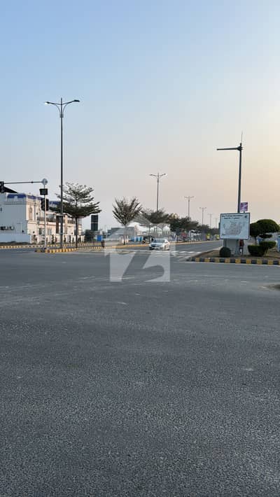 ڈی ایچ اے فیز9 پریزم ڈی ایچ اے ڈیفینس,لاہور میں 5 مرلہ رہائشی پلاٹ 1.1 کروڑ میں برائے فروخت۔ ڈی ایچ اے فیز9 پریزم ڈی ایچ اے ڈیفینس,لاہور میں 5 مرلہ رہائشی پلاٹ 1.1 کروڑ میں برائے فروخت۔