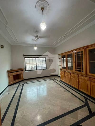 7 Marla Like Brand Lower Ground Portion G 13/2 Avilable For Rent