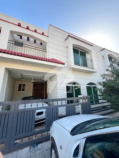 5 Marla Luxury Villa For Sale 5 Marla Luxury Villa For Sale