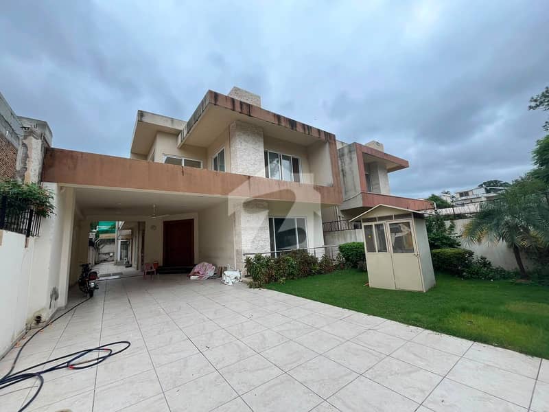 F-7/2 Newly House | 7 Bedrooms 9 Bathroom | F-7/2 Newly House | 7 Bedrooms 9 Bathroom |