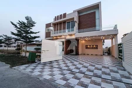 DHA PHASE 6 ONE KANAL HOUSE FOR RENT ON HOT LOCATION REAL PICS ARE ATTACHED
