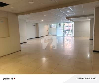 Blue Area 3000sqft 3rd Floor Available For Rent