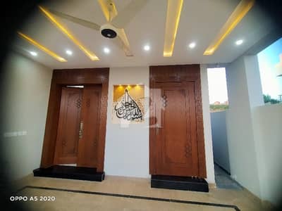 ڈی ایچ اے ڈیفینس فیز 3 ڈی ایچ اے ڈیفینس,اسلام آباد میں 5 کمروں کا 13 مرلہ مکان 5.85 کروڑ میں برائے فروخت۔
