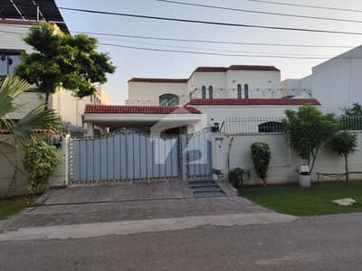 1 Kanal Luxury House for Sale in DHA Phase 4, Lahore
