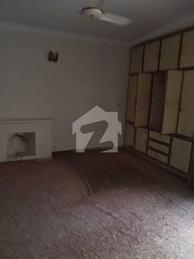 F-6 /1 TILE FLOOR ELECTRIC AND GAS MATER AVAILABLE WATER BORING HAIRING/NON HAIRING ALL FAMILY AVAILABLE