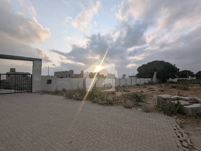 400 Sq Yds Plot For Sale Aresha Villa Scheme 33 Karachi.