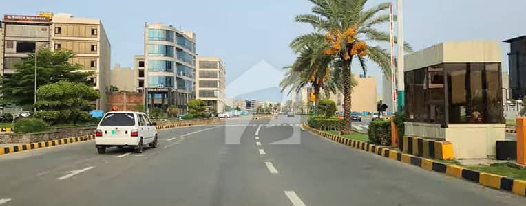 Prime Location Plot for Sale Phase 8 Broadway Prime Location Plot for Sale Phase 8 Broadway