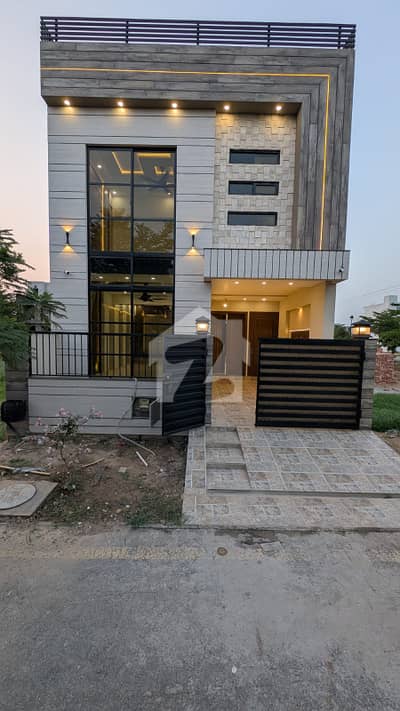 لیک سٹی رائیونڈ روڈ,لاہور میں 4 کمروں کا 5 مرلہ مکان 3.15 کروڑ میں برائے فروخت۔ لیک سٹی رائیونڈ روڈ,لاہور میں 4 کمروں کا 5 مرلہ مکان 3.15 کروڑ میں برائے فروخت۔