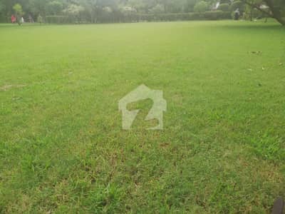 Corner 1 Kanal Plot For Sale In DHA Phase 8