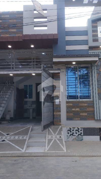 west open, brand New,, next to 40 ft street