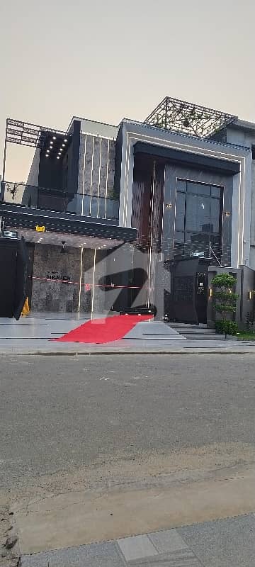 Get In Touch Now To Buy A Prime Location 10 Marla House In Central Park - Block F Lahore Get In Touch Now To Buy A Prime Location 10 Marla House In Central Park - Block F Lahore