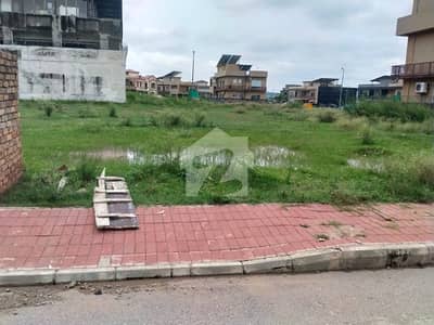 10 Marla Plot for sale
