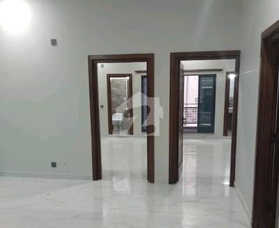 Buy A Centrally Located 1700 Square Feet Flat In G-11 Markaz
