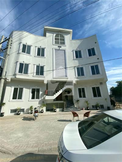 پارک روڈ اسلام آباد میں 2 کنال Studio عمارت 11.0 کروڑ میں برائے فروخت۔