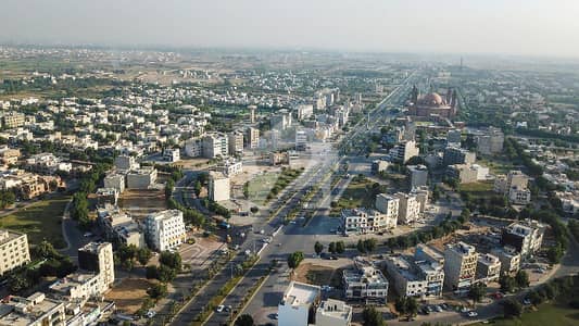 1 Kanal Prime Location Plot for Sale in Golf View Residencia Phase 1 , Bahria Town Lahore.