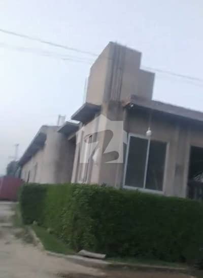 گجّومتہ لاہور میں 2 کنال Studio فیکٹری 4.5 لاکھ میں کرایہ پر دستیاب ہے۔