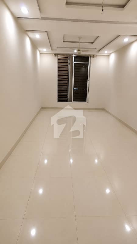 Studio Available For Rent Studio Available For Rent