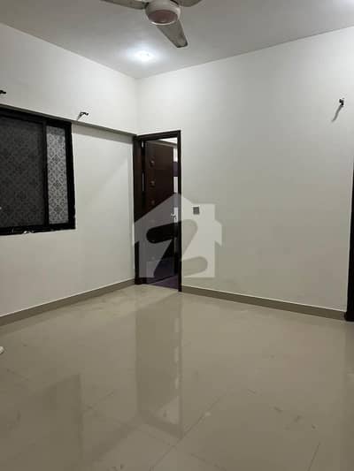 3 Bedroom drawing dining tv lounge with lift