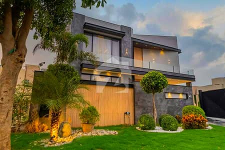 1 KANAL BRAND NEW EYE CATCHING ULTRA MODERN BUNGALOW FOR SALE NEAR TO RAYA IN LOW PRICE 1 KANAL BRAND NEW EYE CATCHING ULTRA MODERN BUNGALOW FOR SALE NEAR TO RAYA IN LOW PRICE