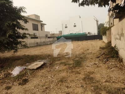 1 Kanal Plot No 226 Urgent For Sale in DHA Phase 7 Block W Prime Location