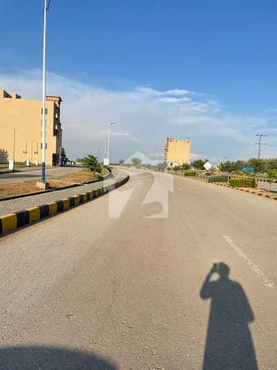 للی سیکٹر ۔ ڈی ایچ اے ہومز ڈی ایچ اے ویلی - لِلی سیکٹر,ڈی ایچ اے ویلی,ڈی ایچ اے ڈیفینس,اسلام آباد میں 4 مرلہ کمرشل پلاٹ 1.05 کروڑ میں برائے فروخت۔