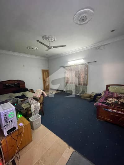 ورسک روڈ پشاور میں 8 کمروں کا 15 مرلہ مکان 4.5 کروڑ میں برائے فروخت۔ ورسک روڈ پشاور میں 8 کمروں کا 15 مرلہ مکان 4.5 کروڑ میں برائے فروخت۔