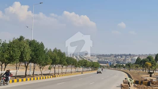 ڈی ایچ اے فیز 5 - سیکٹر اے ڈی ایچ اے ڈیفینس فیز 5,ڈی ایچ اے ڈیفینس,اسلام آباد میں 1 کنال رہائشی پلاٹ 4.45 کروڑ میں برائے فروخت۔ ڈی ایچ اے فیز 5 - سیکٹر اے ڈی ایچ اے ڈیفینس فیز 5,ڈی ایچ اے ڈیفینس,اسلام آباد میں 1 کنال رہائشی پلاٹ 4.45 کروڑ میں برائے فروخت۔