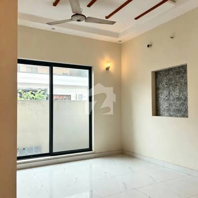5 MARLA HOUSE FOR SALE C BLOCK ETIHAD TOWN