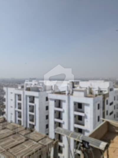 یونیورسٹی روڈ کراچی میں 2 کمروں کا 5 مرلہ فلیٹ 1.75 کروڑ میں برائے فروخت۔
