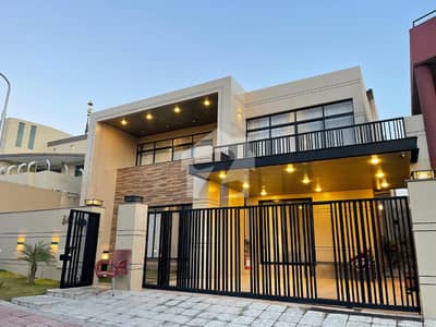 بحریہ ٹاؤن فیز 7 بحریہ ٹاؤن راولپنڈی,راولپنڈی میں 6 کمروں کا 1 کنال مکان 4.0 لاکھ میں کرایہ پر دستیاب ہے۔