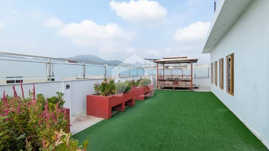 FOR SALE 8-Marla Brand New Triple Storey House CDA Transfer D_12/1