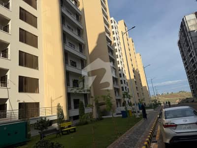 عسکری ہائیٹس 5 ڈی ایچ اے ڈیفینس فیز 5,ڈی ایچ اے ڈیفینس,اسلام آباد میں 4 کمروں کا 13 مرلہ فلیٹ 3.35 کروڑ میں برائے فروخت۔ عسکری ہائیٹس 5 ڈی ایچ اے ڈیفینس فیز 5,ڈی ایچ اے ڈیفینس,اسلام آباد میں 4 کمروں کا 13 مرلہ فلیٹ 3.35 کروڑ میں برائے فروخت۔