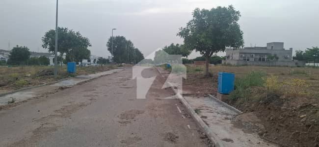 ڈی ایچ اے ڈیفینس فیز 5 ڈی ایچ اے ڈیفینس,اسلام آباد میں 10 مرلہ رہائشی پلاٹ 2.25 کروڑ میں برائے فروخت۔ ڈی ایچ اے ڈیفینس فیز 5 ڈی ایچ اے ڈیفینس,اسلام آباد میں 10 مرلہ رہائشی پلاٹ 2.25 کروڑ میں برائے فروخت۔