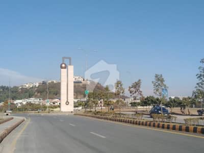 ڈی ایچ اے فیز 4 - سیکٹر اے ڈی ایچ اے ڈیفینس فیز 4,ڈی ایچ اے ڈیفینس,اسلام آباد میں 1 کنال رہائشی پلاٹ 3.25 کروڑ میں برائے فروخت۔ ڈی ایچ اے فیز 4 - سیکٹر اے ڈی ایچ اے ڈیفینس فیز 4,ڈی ایچ اے ڈیفینس,اسلام آباد میں 1 کنال رہائشی پلاٹ 3.25 کروڑ میں برائے فروخت۔