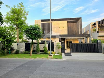 Premium 1-Kanal Designer House | Iconic Modern Elevation & Elegant Interior