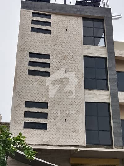 1 Kanal Corner semi Commercial Building Ideal For School Or Office On Main 100x80 Feet Road