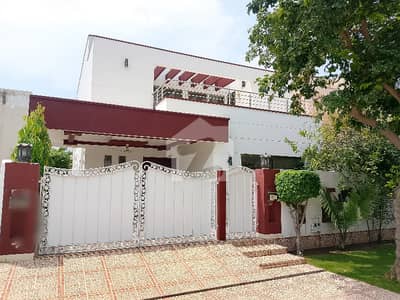DHA phase 5 slightly use House only 5 croure 90Lac
