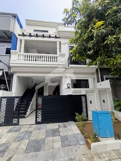 5 marla brand new house available for sale prime location