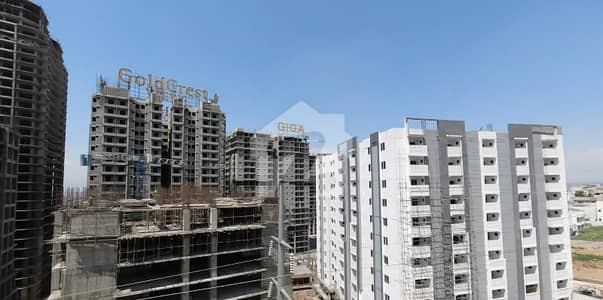 گولڈ کرسٹ ویوز ڈی ایچ اے ڈیفینس فیز 2,ڈی ایچ اے ڈیفینس,اسلام آباد میں 3 مرلہ Studio فلیٹ 1.58 کروڑ میں برائے فروخت۔