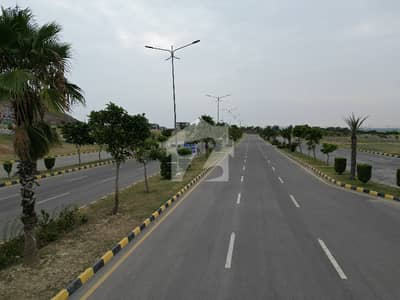 فیصل ہلز اسلام آباد میں 1 کنال رہائشی پلاٹ 1.6 کروڑ میں برائے فروخت۔ فیصل ہلز اسلام آباد میں 1 کنال رہائشی پلاٹ 1.6 کروڑ میں برائے فروخت۔
