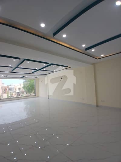 بحریہ ٹاؤن سیکٹر ای بحریہ ٹاؤن,لاہور میں 16 مرلہ Studio دفتر 1.3 لاکھ میں کرایہ پر دستیاب ہے۔ بحریہ ٹاؤن سیکٹر ای بحریہ ٹاؤن,لاہور میں 16 مرلہ Studio دفتر 1.3 لاکھ میں کرایہ پر دستیاب ہے۔