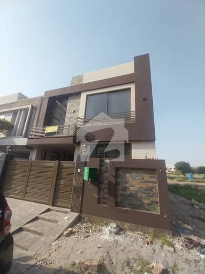 5.3 Marla Luxury House Bahria Orchard