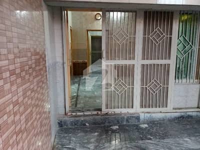 گلشن کالونی واہ میں 8 کمروں کا 5 مرلہ مکان 2.2 کروڑ میں برائے فروخت۔ گلشن کالونی واہ میں 8 کمروں کا 5 مرلہ مکان 2.2 کروڑ میں برائے فروخت۔