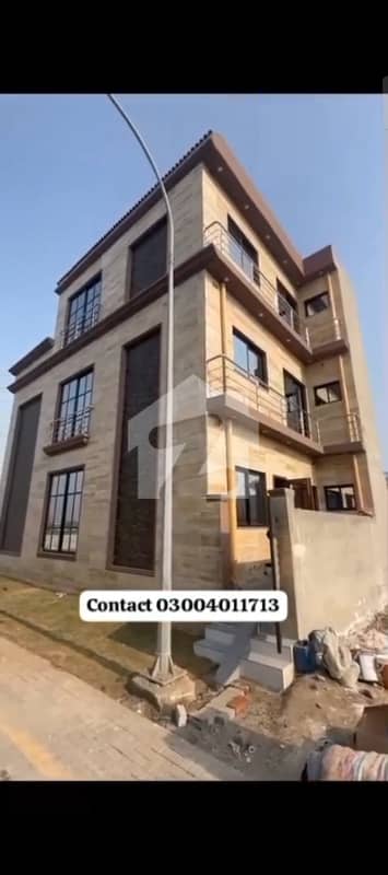 Good Corner 5.5 Marla House For sale In Etihad Town Phase 1