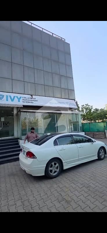 ایف ۔ 8 مرکز ایف ۔ 8,اسلام آباد میں 2 کنال Studio عمارت 86.25 لاکھ میں کرایہ پر دستیاب ہے۔