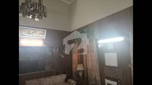 1 KANAL USED HOUSE FOR SALE IN MODEL TOWN