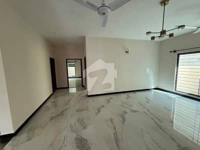 375 Sq. Yd. SUH CORNER Sports Complex Facing | Askari 6 Malir Cantt