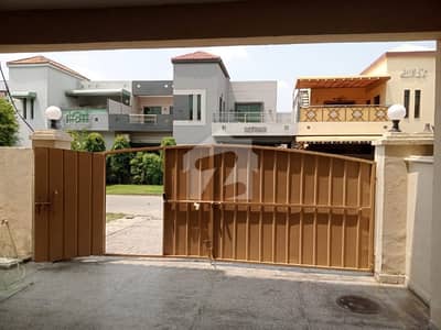 10 Marla (2011/12). Good Location Back of main Road , well Maintained House is for Urgent Sale.